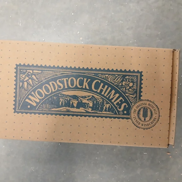Woodstock Chimes New in Box - Picture 2 of 2
